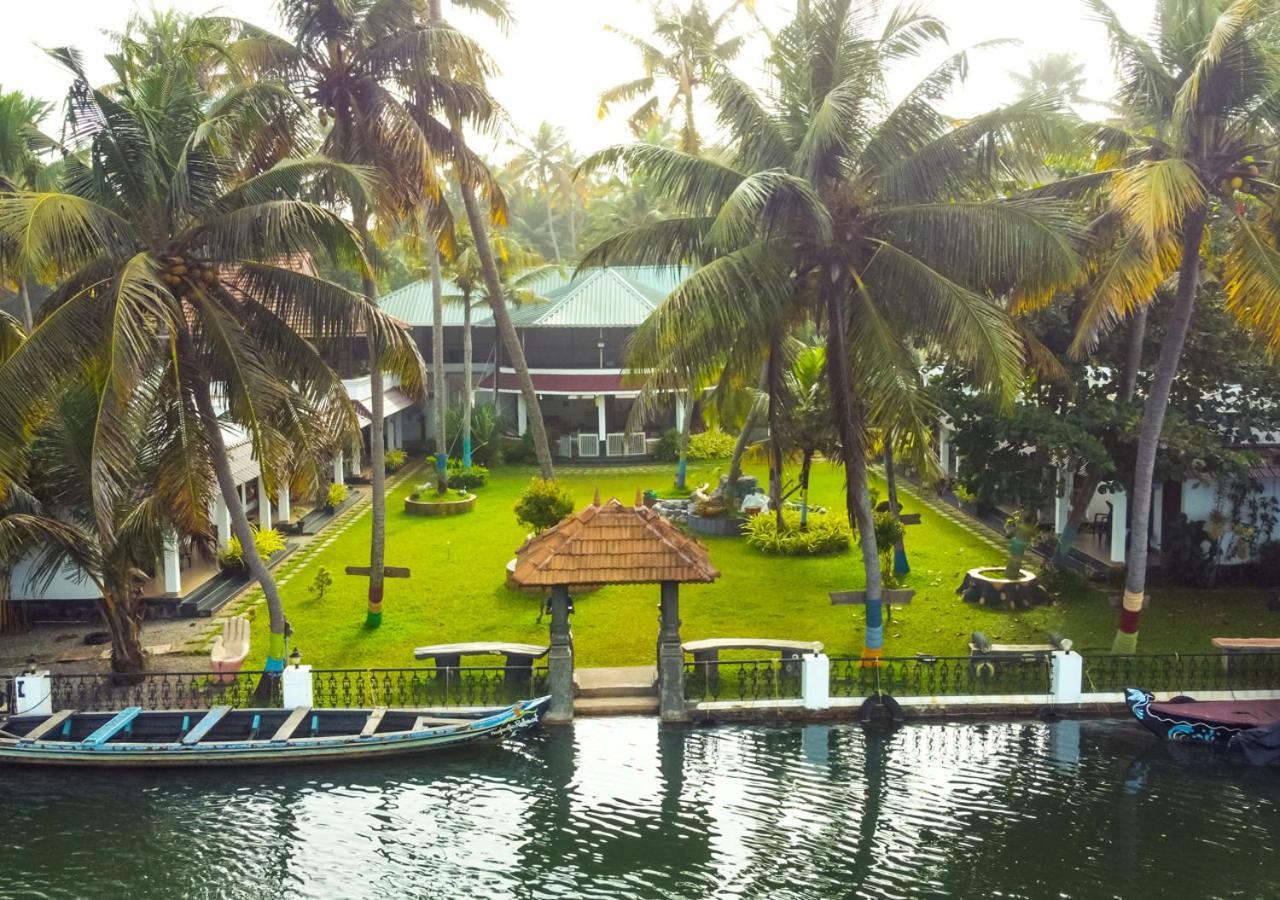 Voye Homes Majestic Retreat Resort Varkala Paravūr Exterior foto