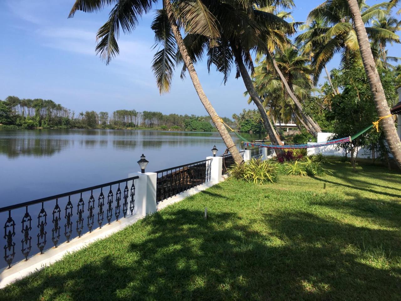 Voye Homes Majestic Retreat Resort Varkala Paravūr Exterior foto